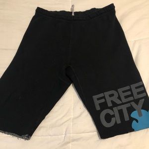 Freecity shorts